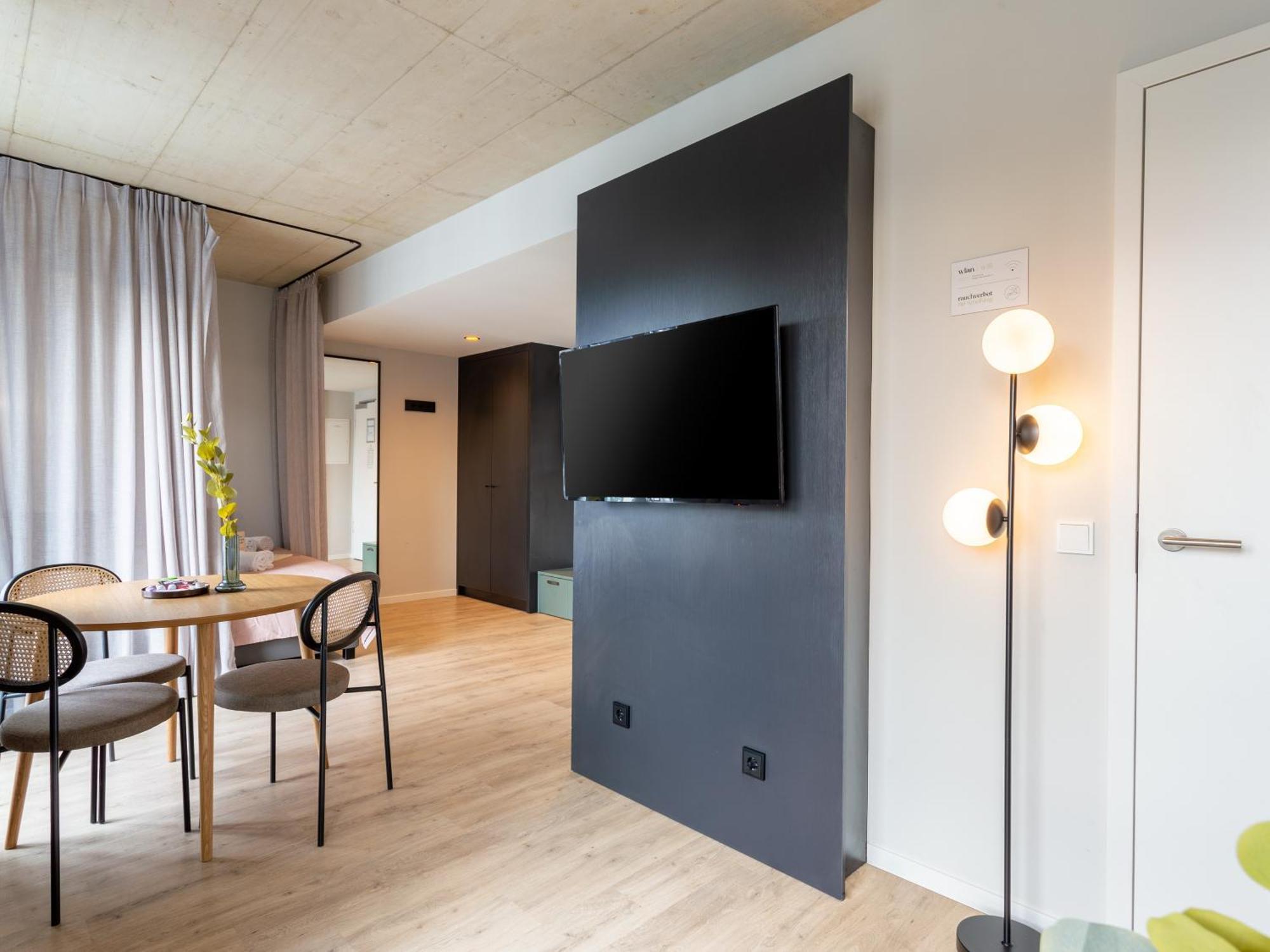 Limehome Duesseldorf Stresemannstrasse - Digital Access ห้อง รูปภาพ
