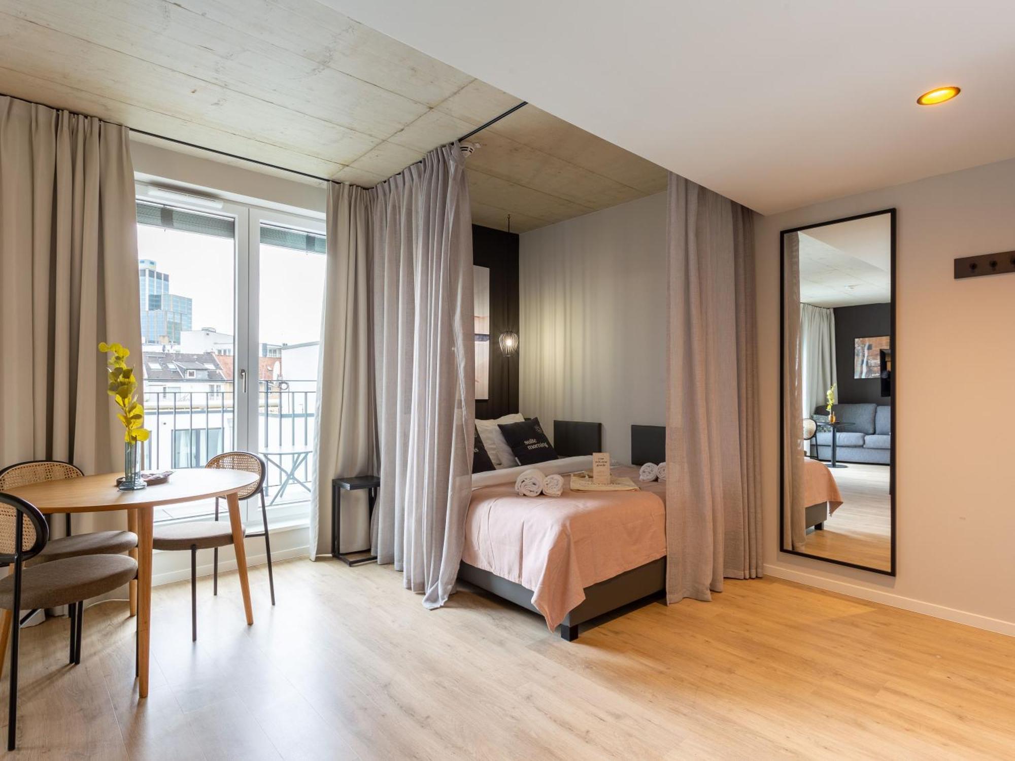 Limehome Duesseldorf Stresemannstrasse - Digital Access ห้อง รูปภาพ